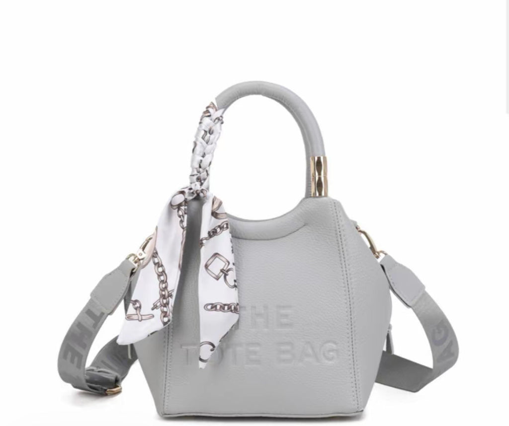 Glamourhouse] Single Zip Grab Bag with Crossbody Strap