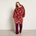 Christmas Gingerbread Print Hoodie Blanket - Burgundy