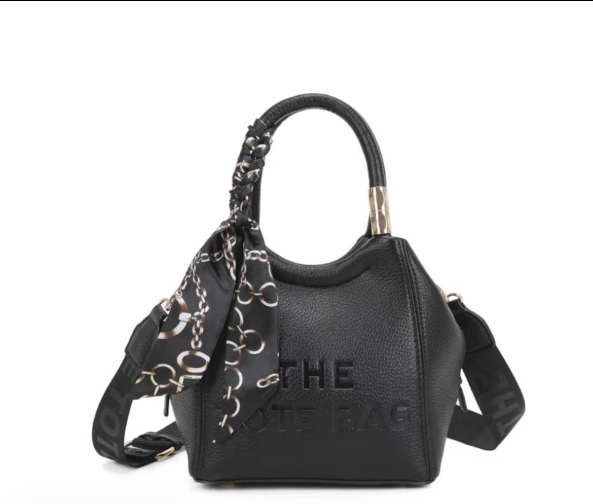 Glamourhouse] Single Zip Grab Bag with Crossbody Strap